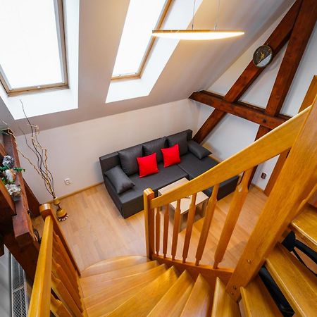 Apartman Ve Vile اوسترافا المظهر الخارجي الصورة